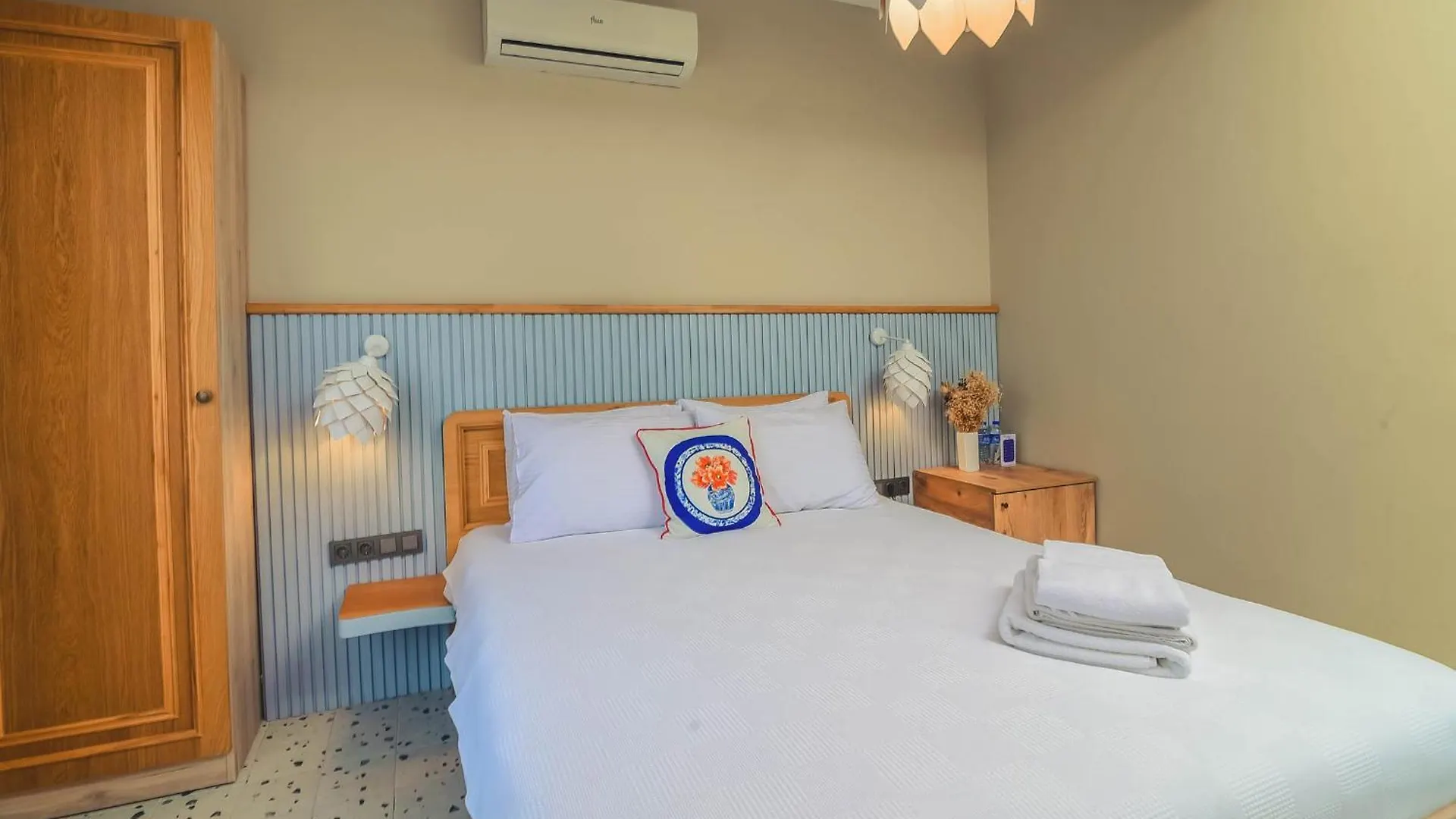 Sulty'S Alacati Avlu Hotel