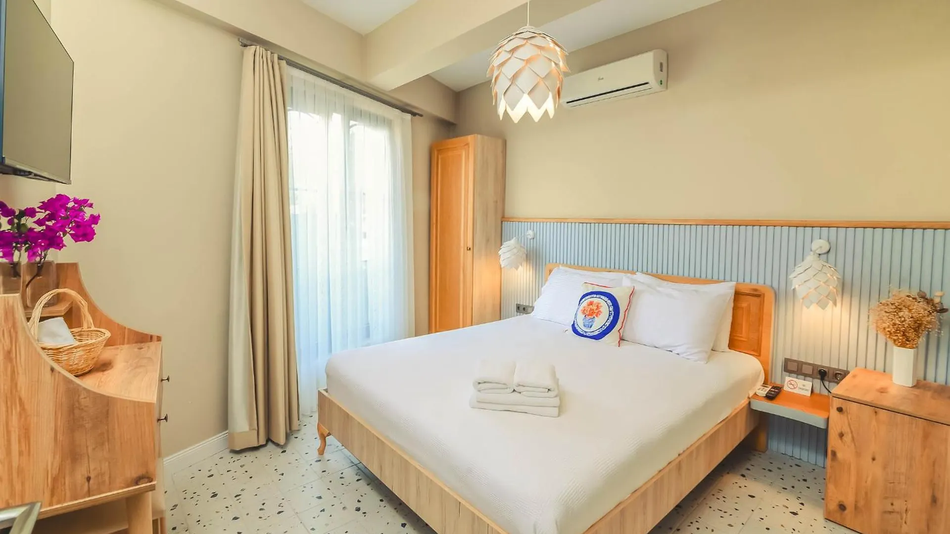 Sulty'S Alacati Avlu