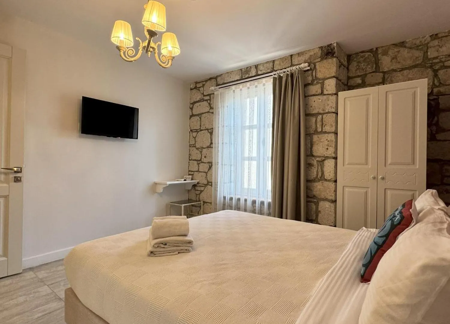 Sulty'S Alacati Avlu Hotel